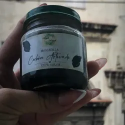 Mascarilla de carbón 