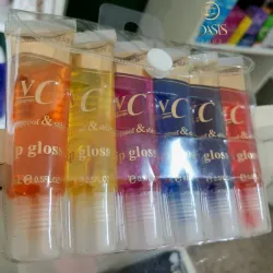 Brillos labiales Romantic May con vitamina C