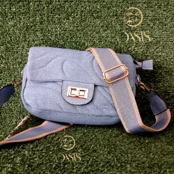 Cartera bandolera de mezclilla azul claro