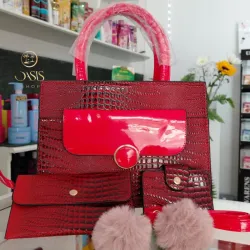 Juego de carteras roja