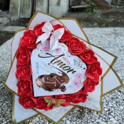 Ramo con caja de bombones