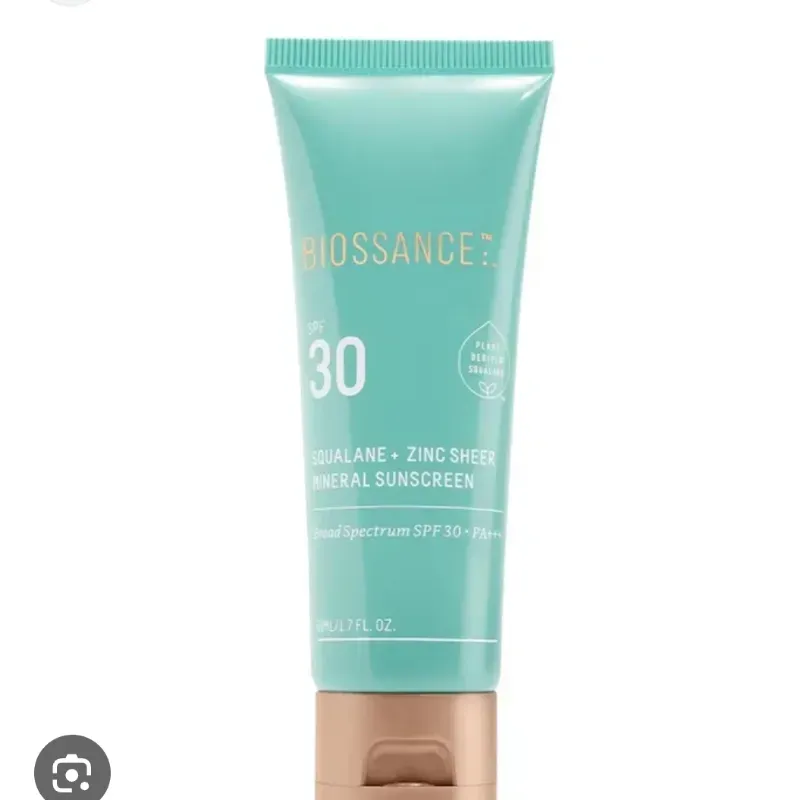 ✨ Biossance – Squalane + Zinc Sheer Mineral Sunscreen SPF 30 ✨