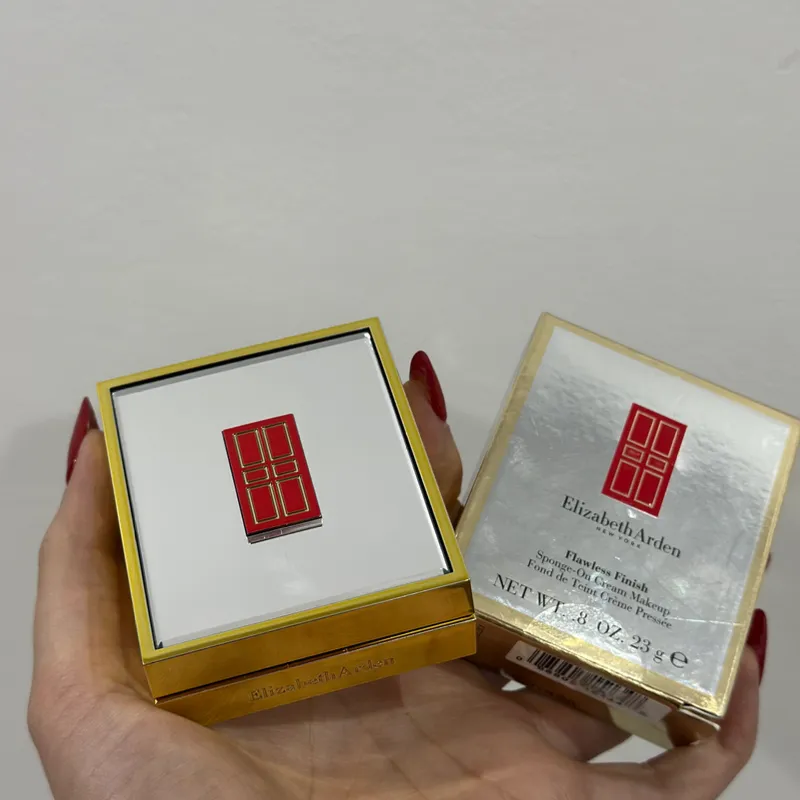 Elizabeth Arden Base en Crema 