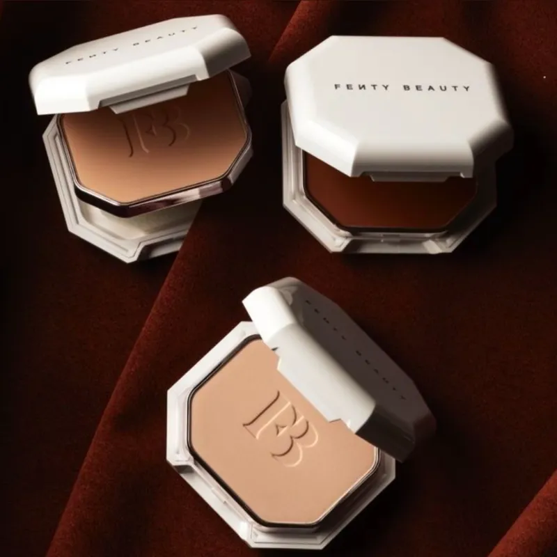 Fenty Beauty by Rihanna Pro Filt'r Base de maquillaje en polvo mate suave de larga duración 