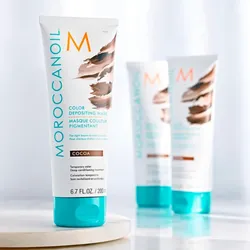 Moroccanoil Color Depositing Mask en el tono Cocoa.
