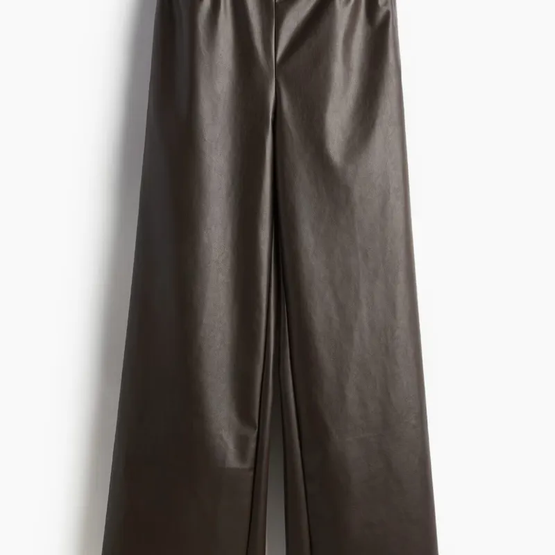 Pantaloneta Charol Marrón 