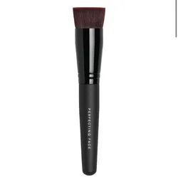 Perfecting Face Bare Minerals 