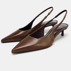 ✅Slingbacks de cuero con tacón kitten de la marca Zara