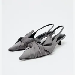 Zapato de Tacón Destalonado Zara