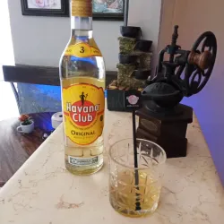 Havana Club 3 años Trago