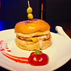 HAMBURGUESA SENCILLA 