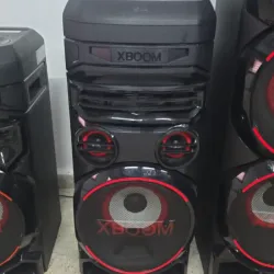 Bocina LG XBOOM MEDIANA