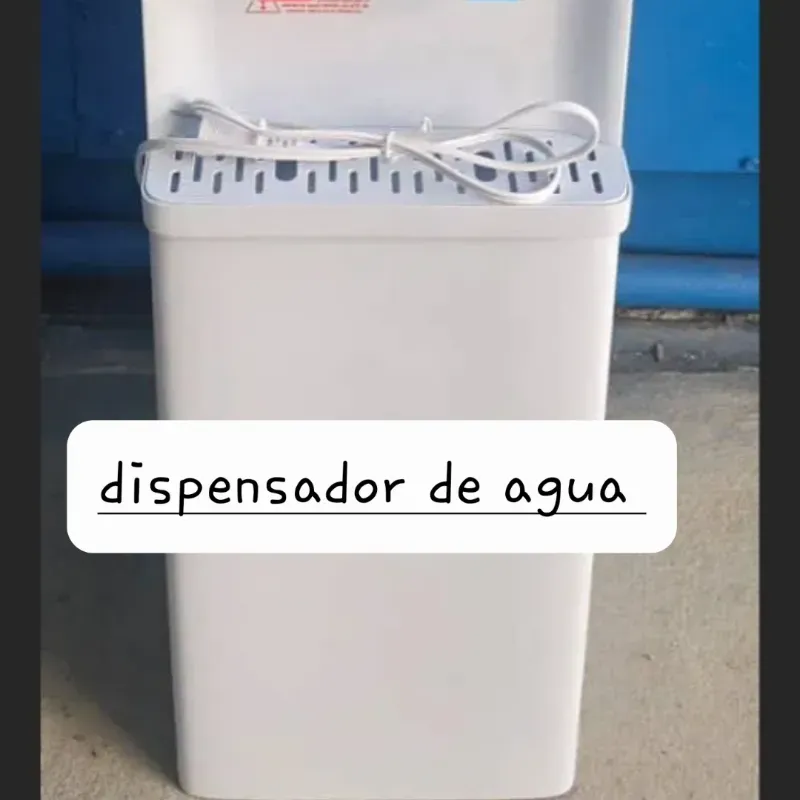 Dispensador de agua fria y caliente Royal + Botellon 