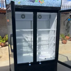 Exhibidora 25.7 pies GBR