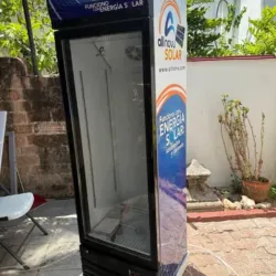 EXHIBIDORA VERTICAL  12.5 PIES 