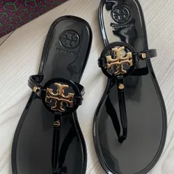 Sandalias TURY BURCH 