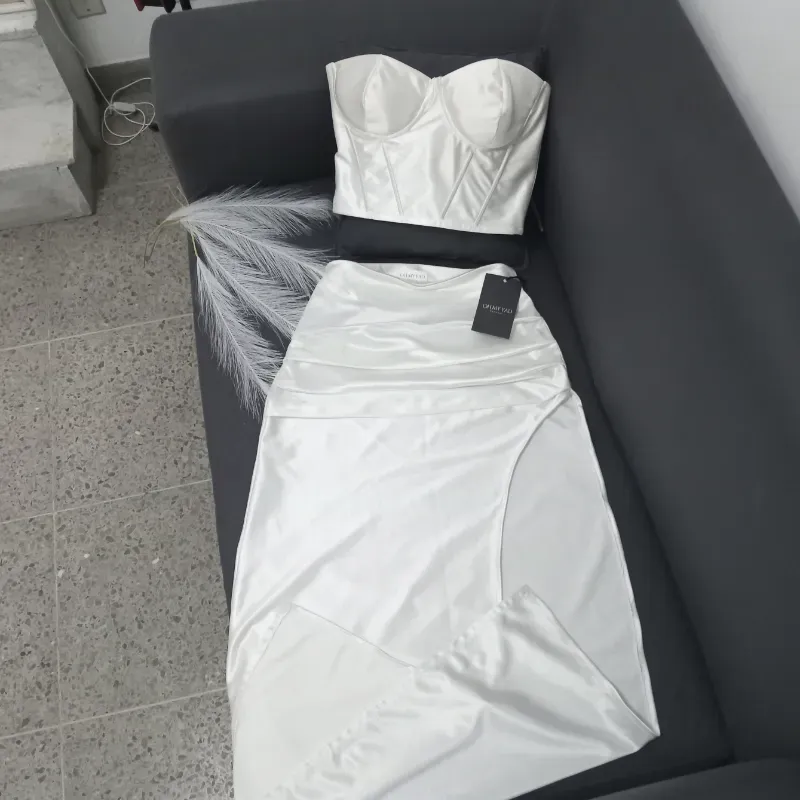 Cjnto elegante bustier saya larga abertura y pliegues 