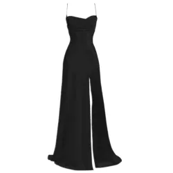 Vestido con abertura 