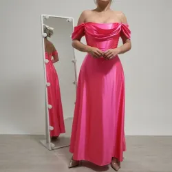 Vestido corset estilo romántico