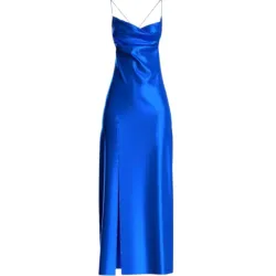 Vestido cruzado en espalda con abertura