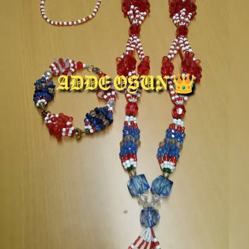 Juego de collar y idde cabecero de Shango con camino de yemayá Agana 