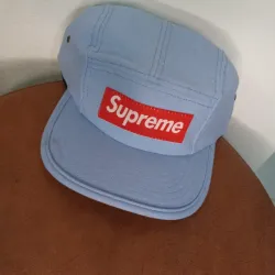 Gorra Supreme