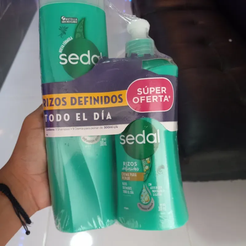 Juegos de shampoo y crema de peinar para rizos 