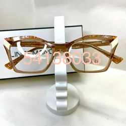 Modelo Kritish Aurora