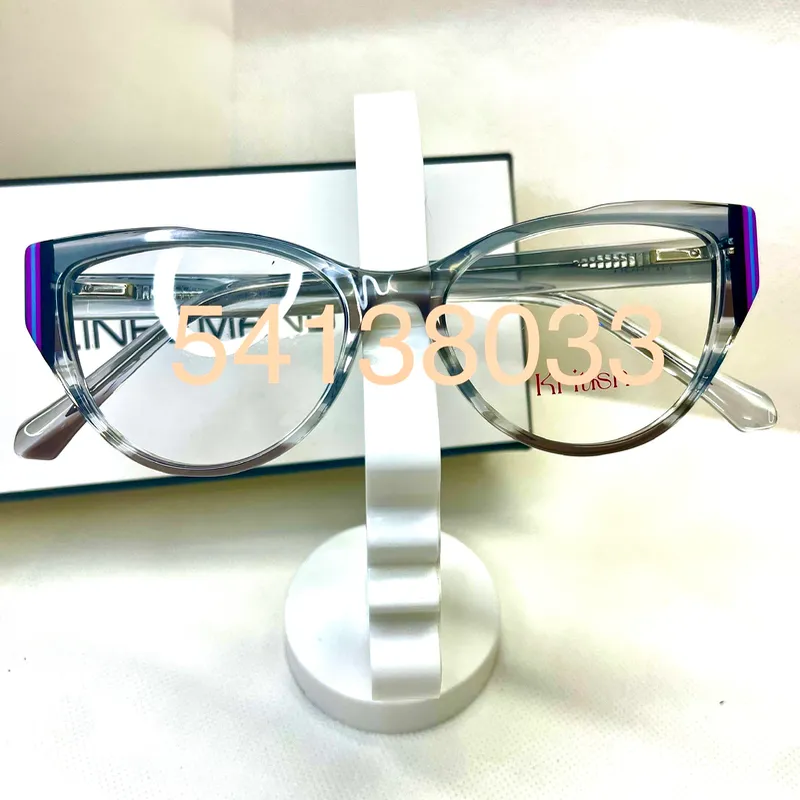 Modelo Kritish Renata