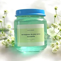 Gel limpiador de aloe vera y manzanilla 