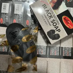 Jabón de carbón activado importado