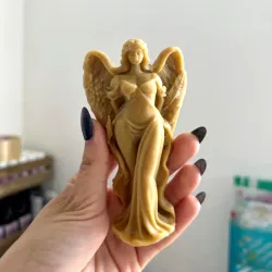 Vela forma de angelita