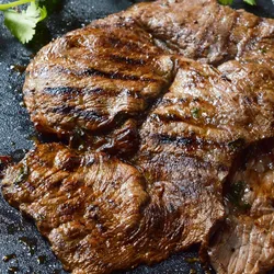 Bistec de cerdo al ajillo 