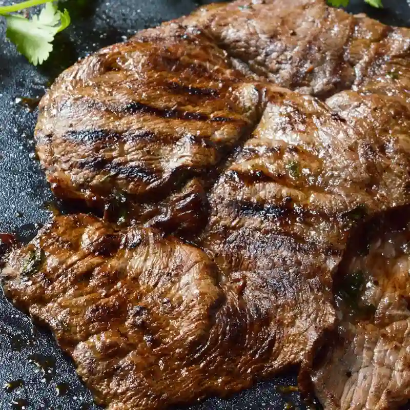 Bistec de cerdo al ajillo 