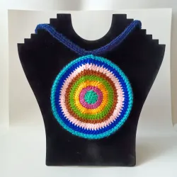 Collar ojo turco