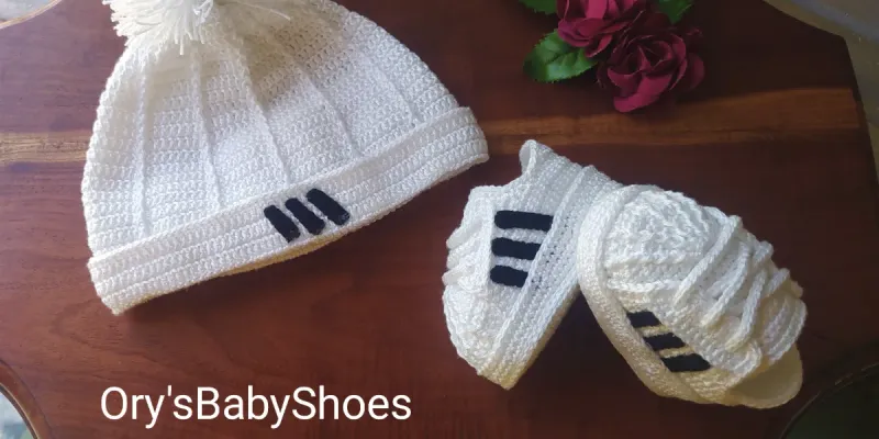 Juego de tenis Adidas y gorrito con pompón!!! 🤩✨