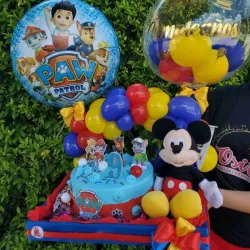 Cajita personalizada(peluche y temática varían)