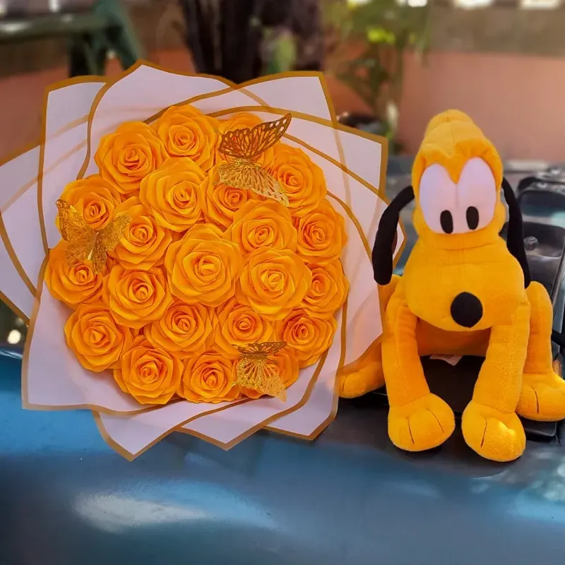 Combo de ramo grande de rosas eternas y peluche