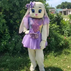 Conejita adorable traje morado💜