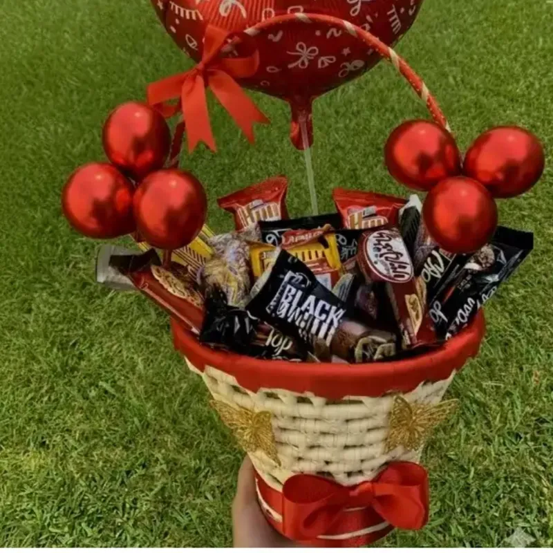 Hermosa Cesta de confituras decoradas🤩
