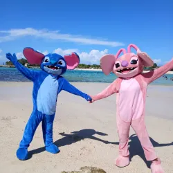 Dúo mascotas Stich y Angela