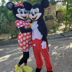 Minnie y Mickey