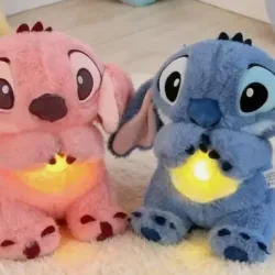 Peluches stitch y angela que alumbran,respiran y suenan🤩