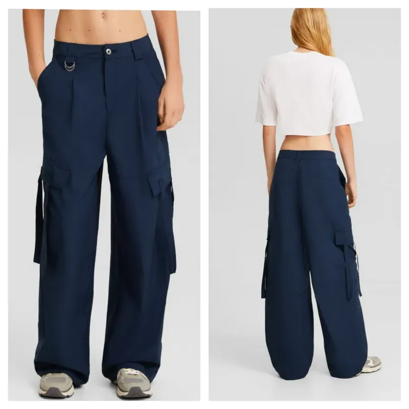 Pantalón Bershka azul cargo