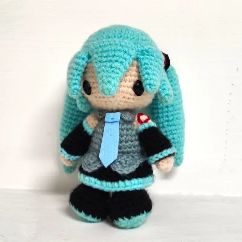 0️⃣1️⃣ Amigurumi Hatsune Miku 