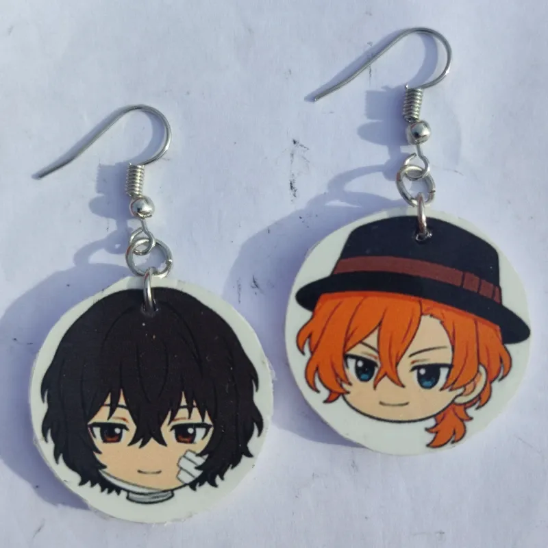 🕵️♀️ Aretes Dasai y Chuuya (Bungo Stray Dogs)