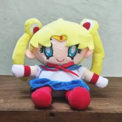 🌚 Peluche Sailor Moon