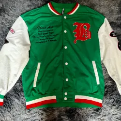 Chaqueta Universitaria