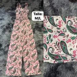 Conjunto de Pantalon y Blusa