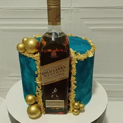 Cake con botella grande